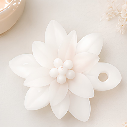 Elegant Petal Candle